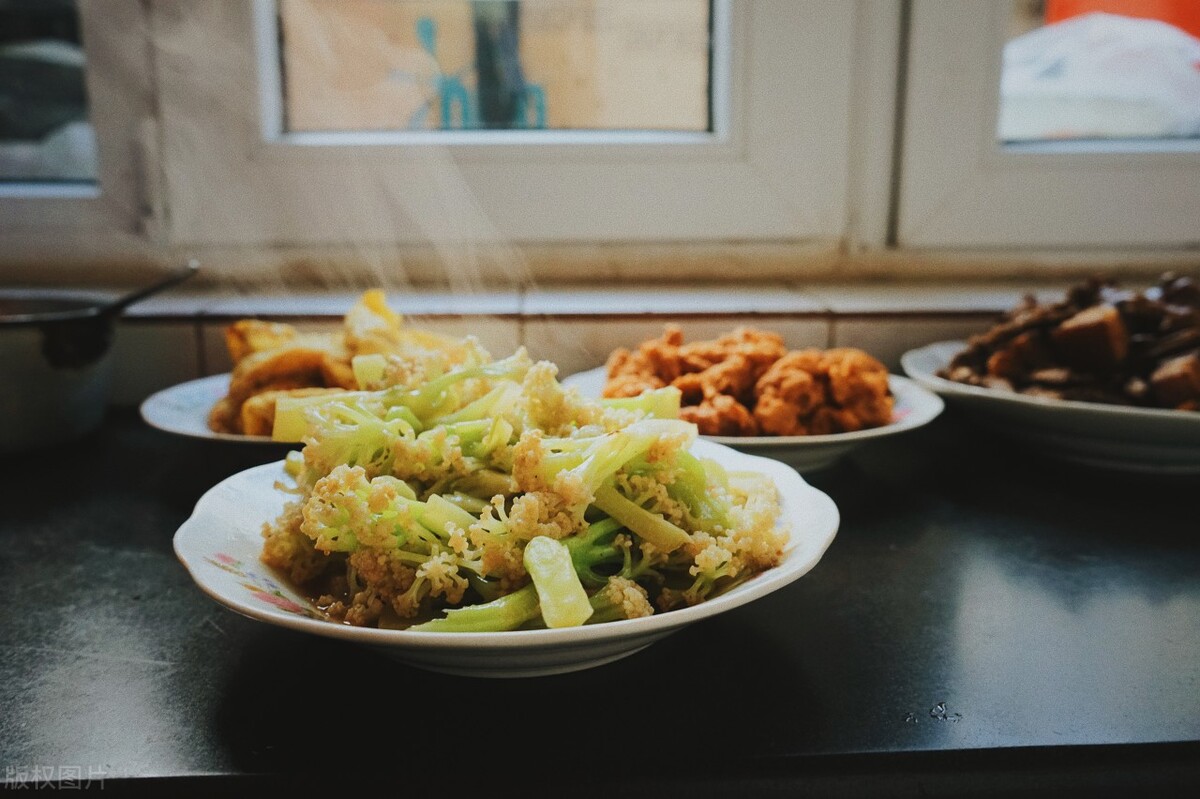 馋嘴的小猫|退休院士亲历：甘油三酯3.2，戒掉3种食物以后，血脂慢慢稳定了