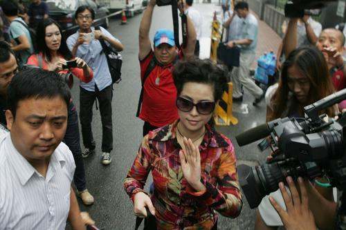 李双江|李天一入狱7年，81岁李双江还在等待，54岁梦鸽日渐苍老，今状态如何？