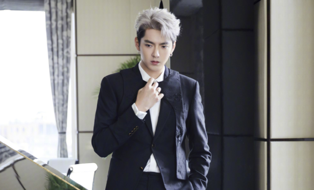 范冰冰|“不放吴亦凡就换国籍”985高校生威胁官方，要率众女粉移民加拿大