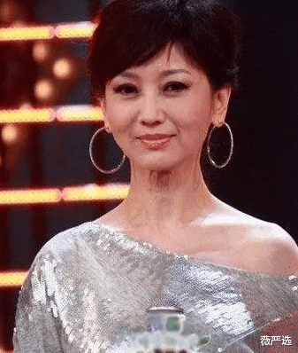 赵雅芝|67岁赵雅芝复出捞金,暴露真实状态!原来冻龄美图都是“照骗”?
