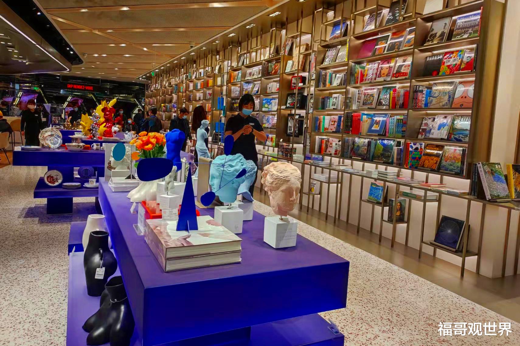 12月12日!西安又一个高端商场开业,内部装修磅礴大气