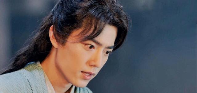 肖战|为什么不愿意撕女主加戏事件？看看忙着宣发的肖战，粉丝沉默了