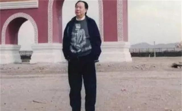 骗子还是天才?首富坐牢18年一贫如洗,出狱“只剩北京264套房”
