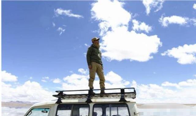 张小斐|胡歌消失整整2月后，终于官宣一件“喜事”？女友粉含泪祝福