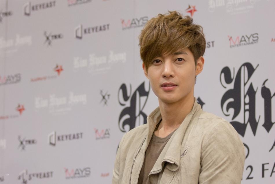 樱桃如水水|6位因丑闻塌房的韩国男星，性侵、涉毒、家暴、滥交，自律就那么难吗？