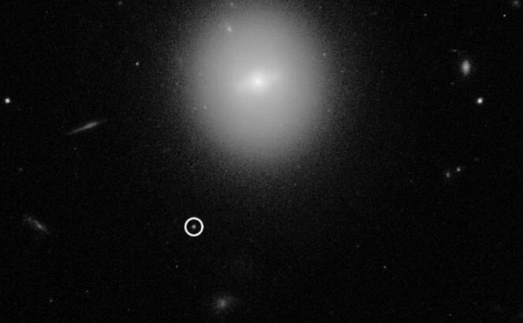 哈勃太空望远镜发现中型黑洞，正撕裂一颗恒星，美国依旧很强！