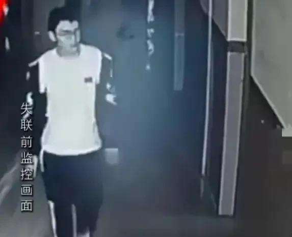 江西15岁高一男生小胡离奇失踪:绝不是那么简单