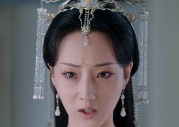 沉香如屑|《沉香如屑》徐恺咛戏里戏外遭吐槽,发际线太高,加戏太多被喷