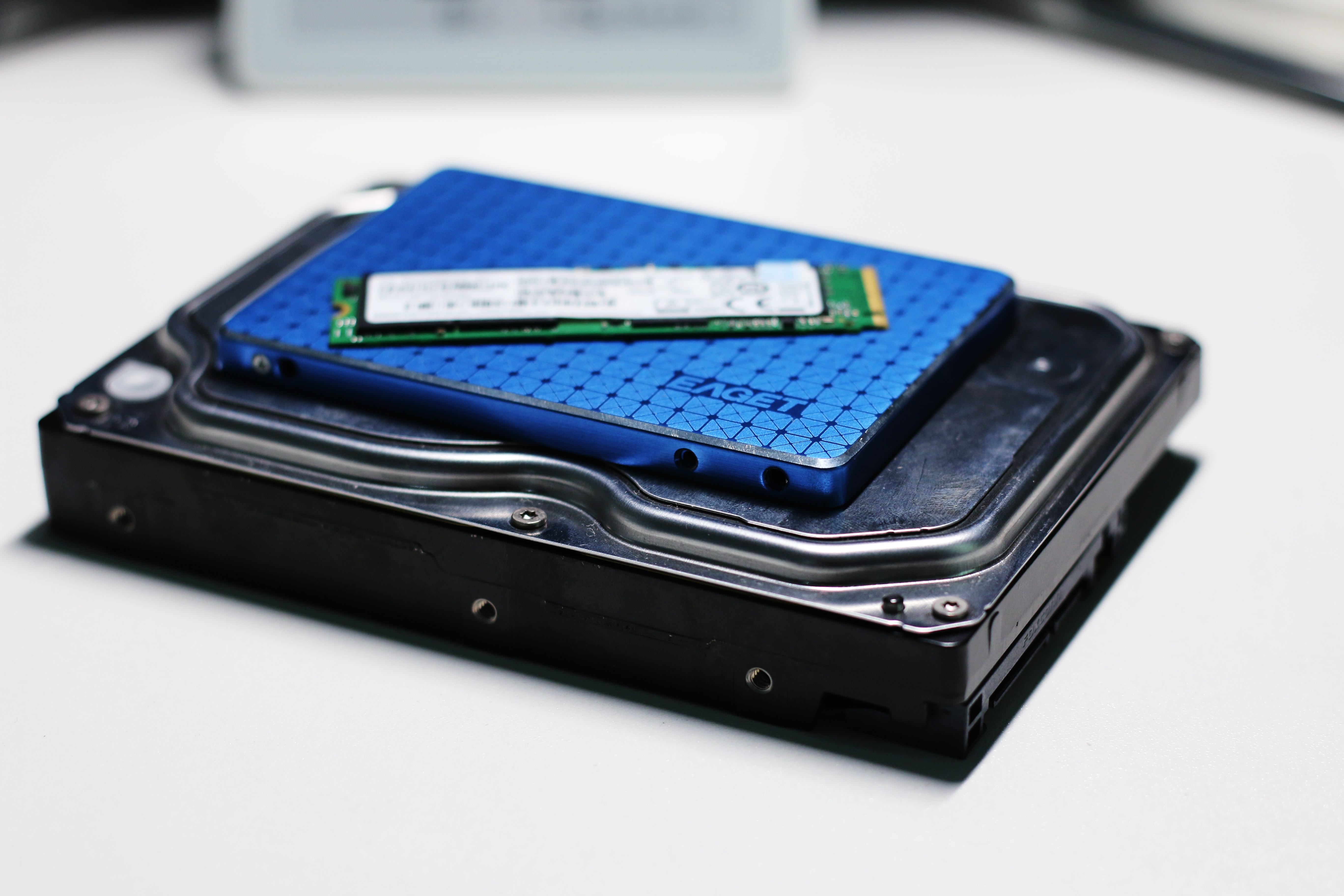 机器人|一台电脑的寿命有多久?电脑的使用寿命是由哪些因素决定的