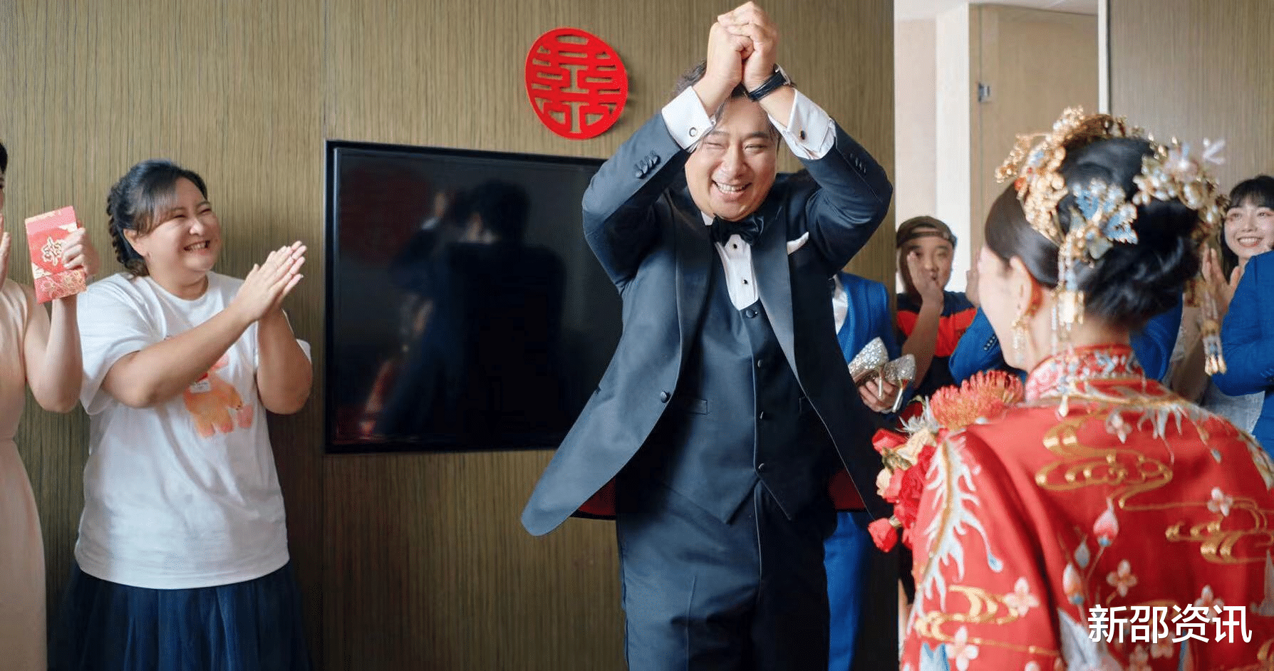 贾玲|31岁喜剧演员大婚众星祝贺！老板贾玲热泪盈眶，德云社演员也现身