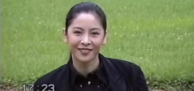 向太|向太自曝年轻视频录像，颜值出众不输郭碧婷