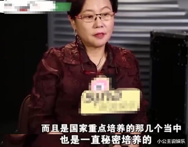 李沁|李沁：曾是国家秘密培养的人才，却转行进了娱乐圈，理由令人感慨