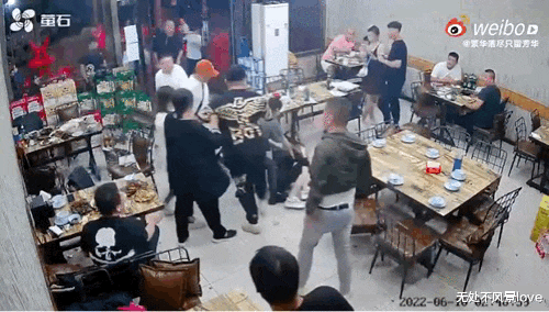 唐山事件中被打的女生,情况不止不太好……