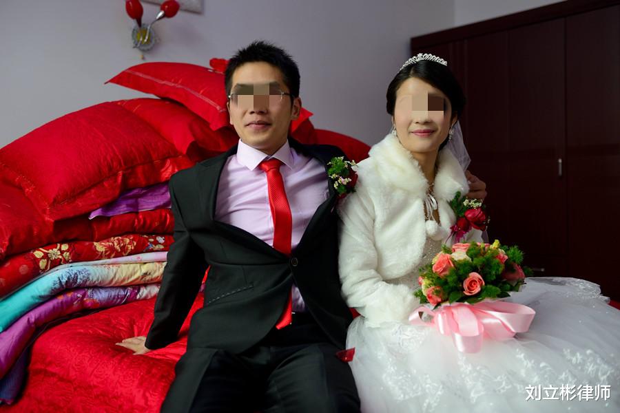 案例:女子与前夫共处一室事后怀孕,丈夫将其扔入粪坑内淹死