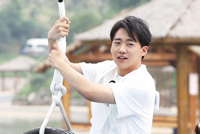 奔跑吧兄弟|网友爆出《奔跑吧11》嘉宾阵容:张艺谋是导演,多位老成员回归