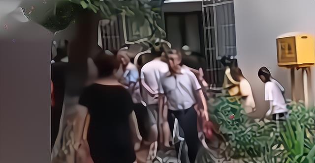 不应该!重庆长寿女子携9岁女儿跳楼身亡,知情人揭秘未明真相