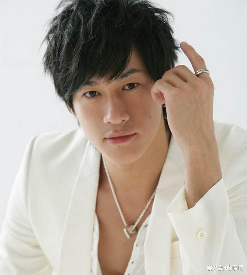 何润东|“人间猛男”何润东，娶个柜台女当妻子，是我一生中最正确的决定