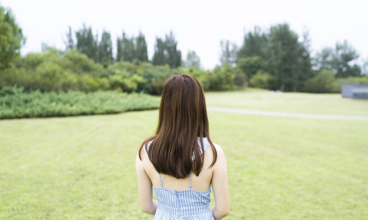 男子撞破妻子的外遇后,妻子竟然同两个情夫做出违反天理的事