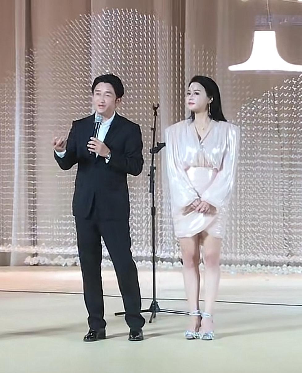 安踏太子爷官宣公布结婚!送18亿彩礼丝毫不手软