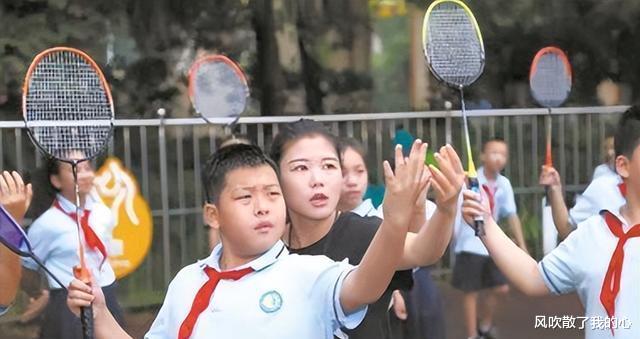 教师|中小学教师年年招聘,为什么还有“教师慌”现象?一线教师说出原因