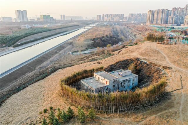 河南奇葩钉子户，妨碍南水北调建设，居然索要巨额赔款！