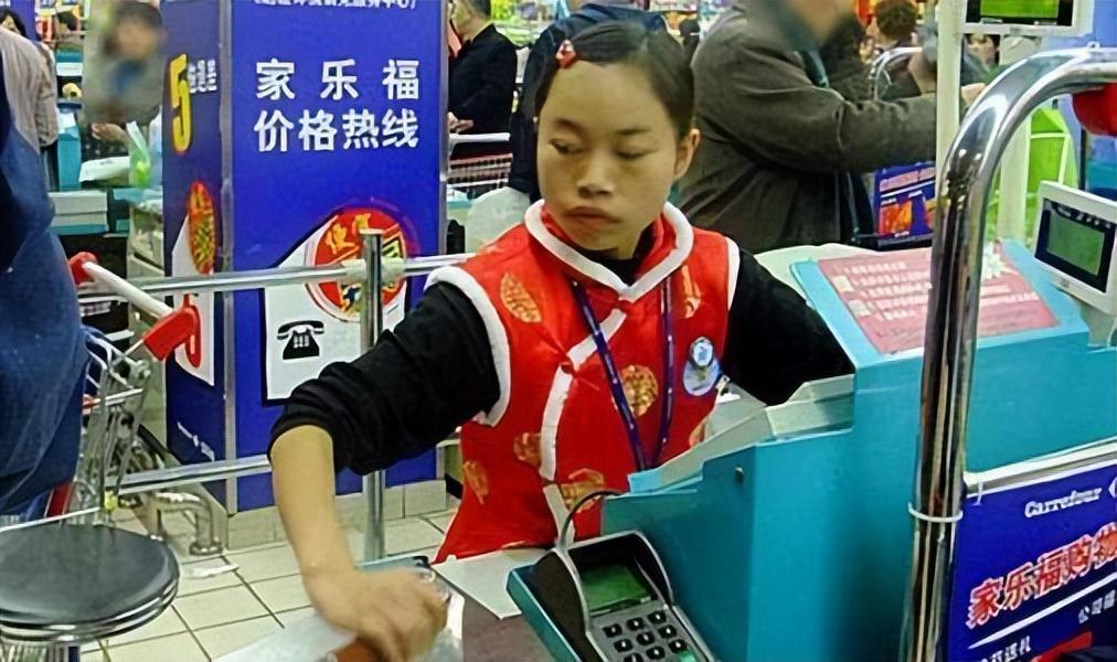 凤姐|罗玉凤，终于也是走到了今天