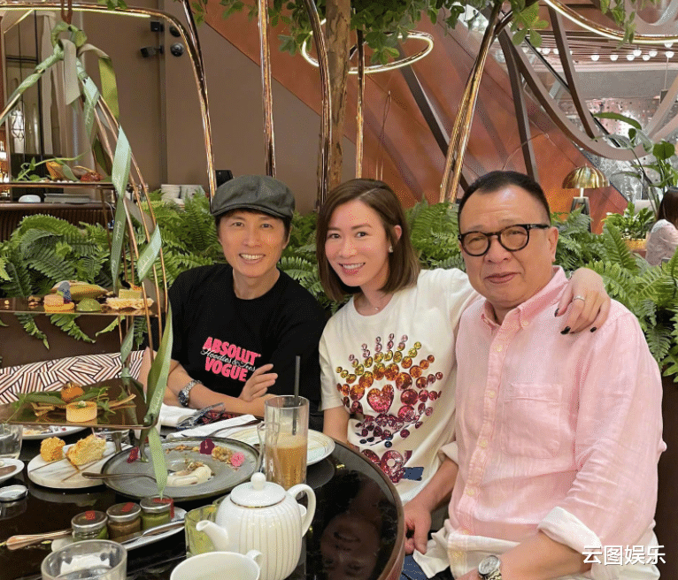 许绍雄|许绍雄宣布明年嫁女！已准备2千万别墅做嫁妆，彩礼随便要点就行