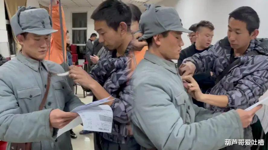 谢孟伟|嘎子谢孟伟直播间发飙,怒斥《亮剑》剧组做事不地道