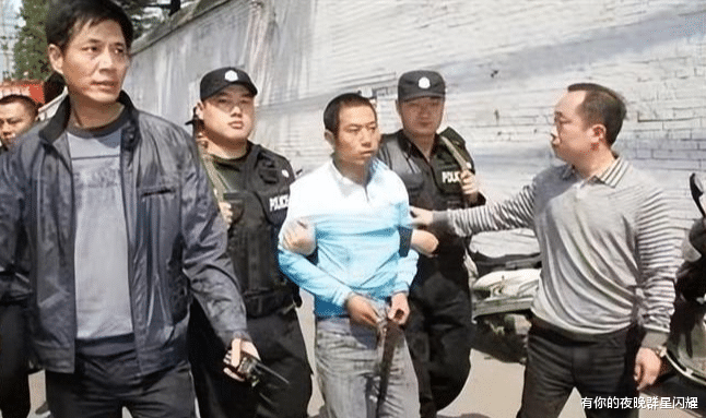 调查地沟油事件记者李翔,被捅十几刀惨死