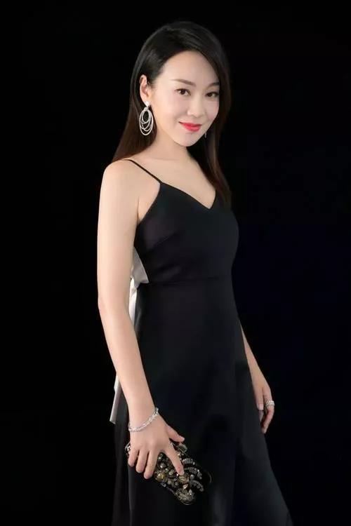 海尔希|有一些女明星的美却要去渐渐地发觉