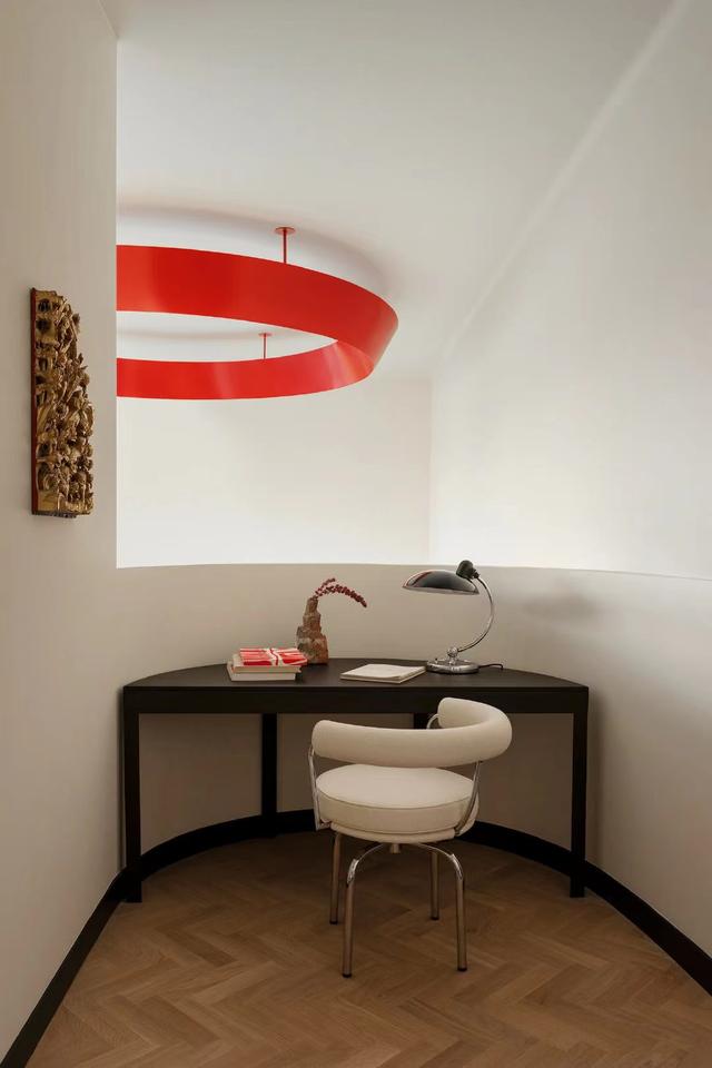 一个瑞典小家,柔和色调安静又不会太过冷感,温馨雅致看着就舒服