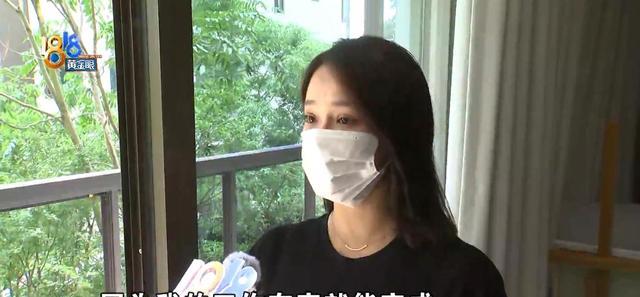 浙江杭州,年轻女子衣着清凉在家睡觉时,窗户有两工人突然闯入