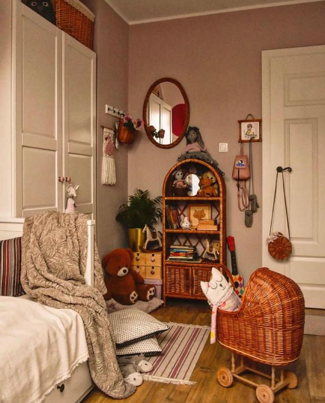 波兰女主晒出自己的家:复古+暗黑,普通家具搭配出高颜值,美爆