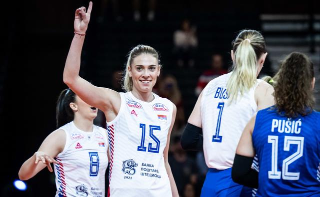 塞尔维亚队|第4败！女排世界冠军0-3倒下：31-33太可惜，向对手鼓掌致意