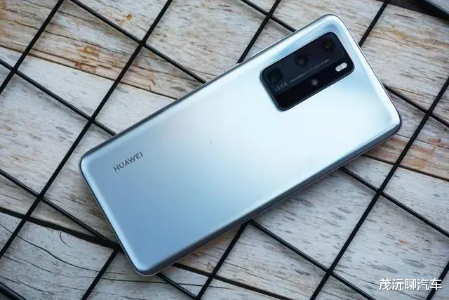 |如何看待华为官网重新上架华为P40 Pro这件事？