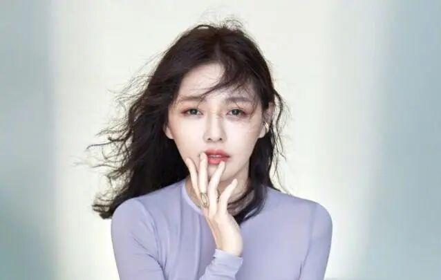 大S|同学家长曝大S不管孩子，情况很可怜，下雨小玥儿在路边哭