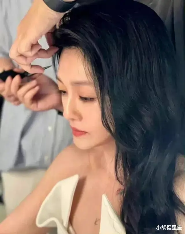 写真|大S再婚后首复工!身上满是纹身好掉价,一条广告捞钱400万台币