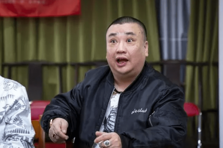 高卿尘|51岁陈坚雄去世!1天前还发视频心情好,《外媳》剧组多人哀悼