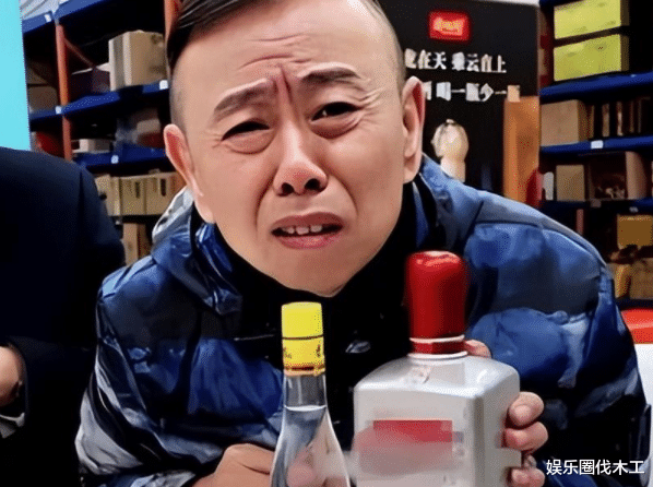 潘长江|喝假酒中毒了?潘长江穿病号服胡言乱语似疯子,表情夸张疑患痴呆