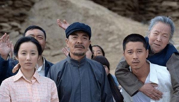 吕一|女演员横店吃火锅被富豪看中，订婚到结婚仅17天，属实让人羡慕