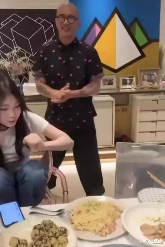 写真|大S再婚后首复工!身上满是纹身好掉价,一条广告捞钱400万台币