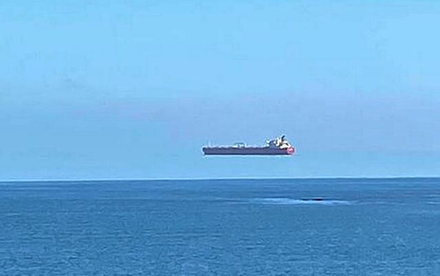 新加坡海域出现“幽灵货船”!平行世界这次被证实了