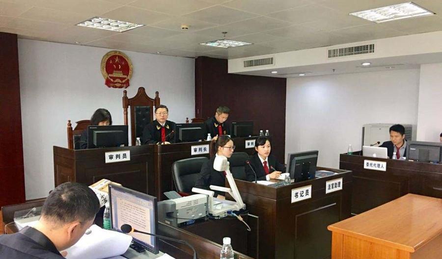 案例回顾:32岁单亲妈妈回家被歹徒劫持侵犯,凶手身份让她崩溃
