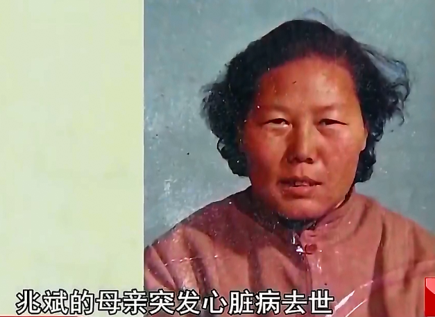 智障母子拆迁后住进新房,“保姆”欲强行霸占,甚至把他们赶出去