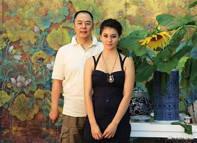 何炅|八位晚节不保的老戏骨:有人71岁还在约炮,有人与女徒厮混