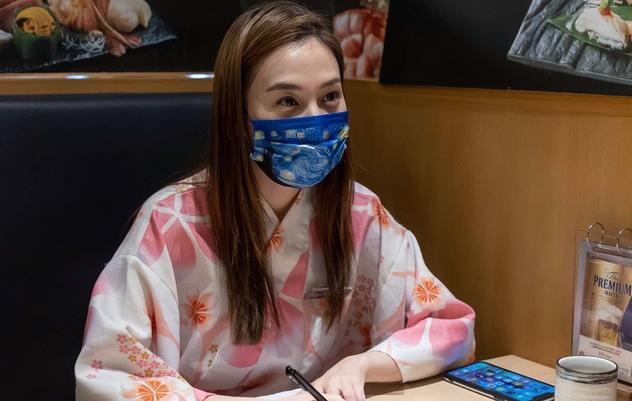 TVB|香港知名女星转行做服务生！陷经济困难泪崩