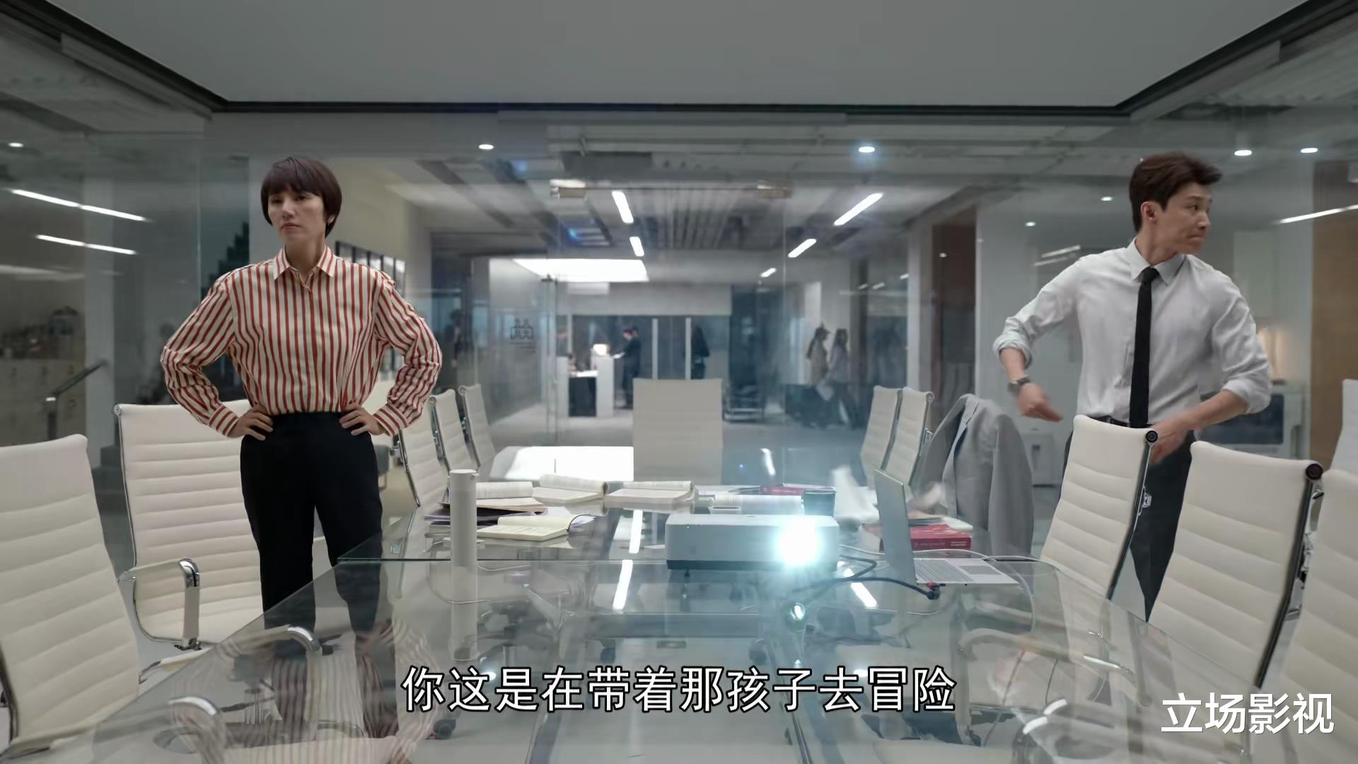 玫瑰之战|看了4集央视《玫瑰之战》后,我连发感叹,国产剧都这样拍,何愁没观众!