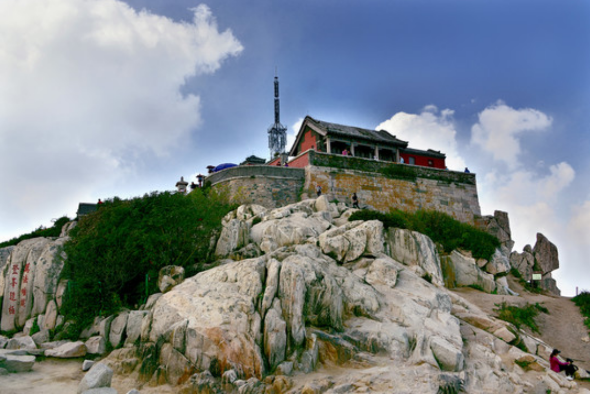 梯田|中国最美十大名山之一，东岳泰山，一处你来了不会后悔的游览圣地