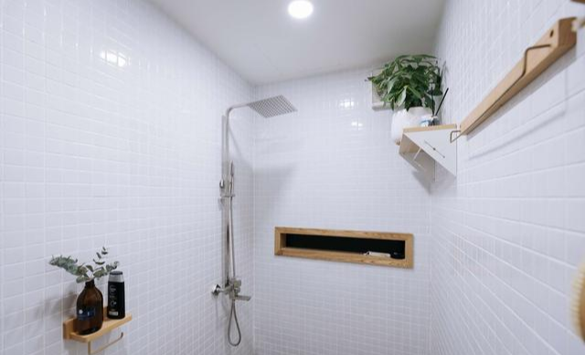 64㎡公寓，拱形吊顶，餐厅打造阅读区，独居也能如此有仪式感