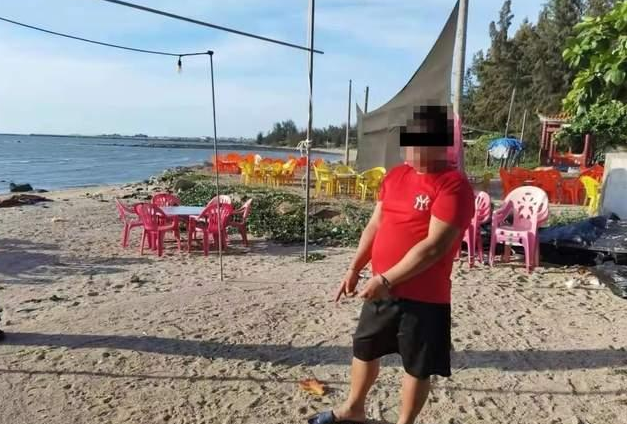 海南:妻子被骚扰强迫留联系方式,丈夫上前理论遭割喉,嫌疑人落网